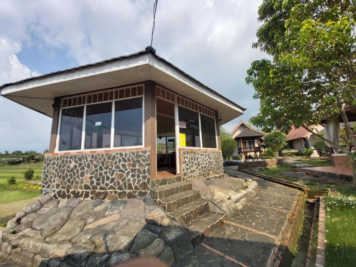 Degung Hillside Hotel Bogor Luaran gambar