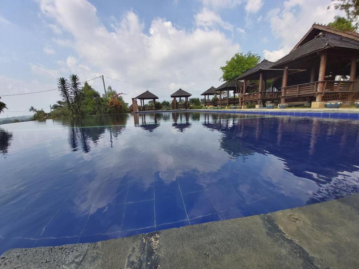 Degung Hillside Hotel Bogor Luaran gambar